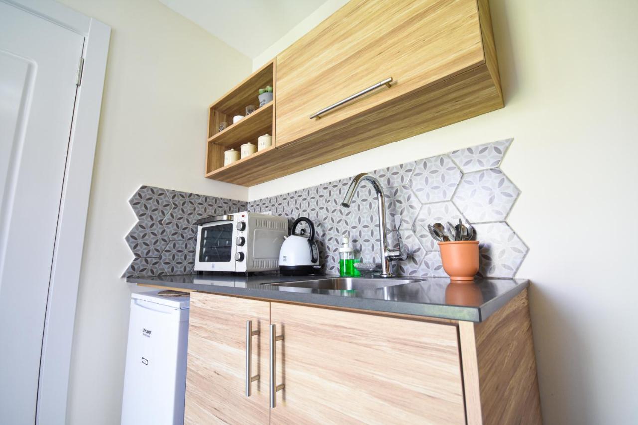 Sunshine Suite Boutique Only 5 Min Walk To The Beach - By Seaelo Eilat Luaran gambar